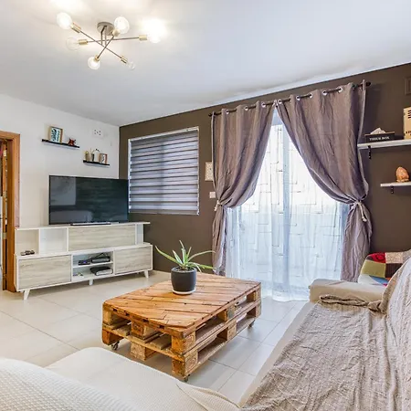 Charming, Fully Equipped 2br With Sea Views By 360 Estates * Xgħajra